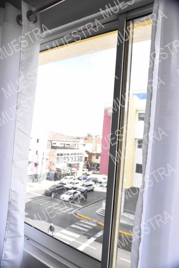 סנטיאגו דה לוס קבאלרוס Apartamento En La Carreras Proximo Al Monumento מראה חיצוני תמונה