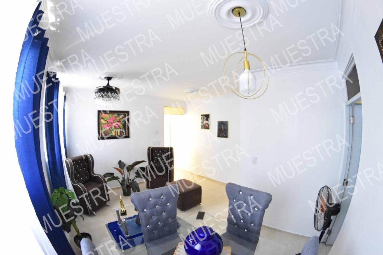 סנטיאגו דה לוס קבאלרוס Apartamento En La Carreras Proximo Al Monumento מראה חיצוני תמונה