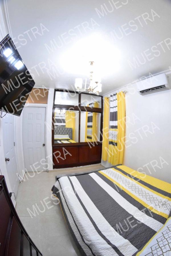 סנטיאגו דה לוס קבאלרוס Apartamento En La Carreras Proximo Al Monumento מראה חיצוני תמונה