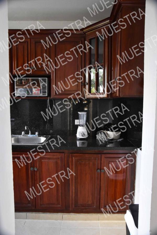 סנטיאגו דה לוס קבאלרוס Apartamento En La Carreras Proximo Al Monumento מראה חיצוני תמונה